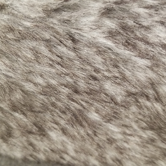 💕LOVE TOKEN💕 Faux Fur Trim Knit Jacket ~ Gray Small S NWT - Picture 6 of 10